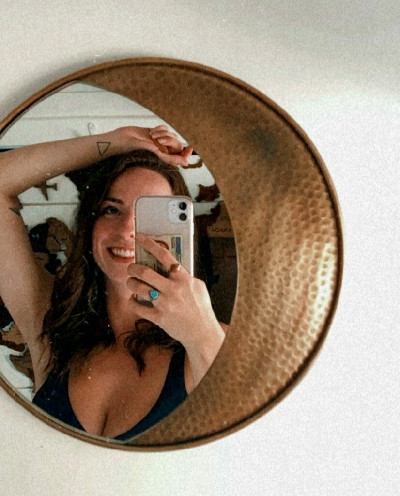 vanlife bedroom bathroom mirror