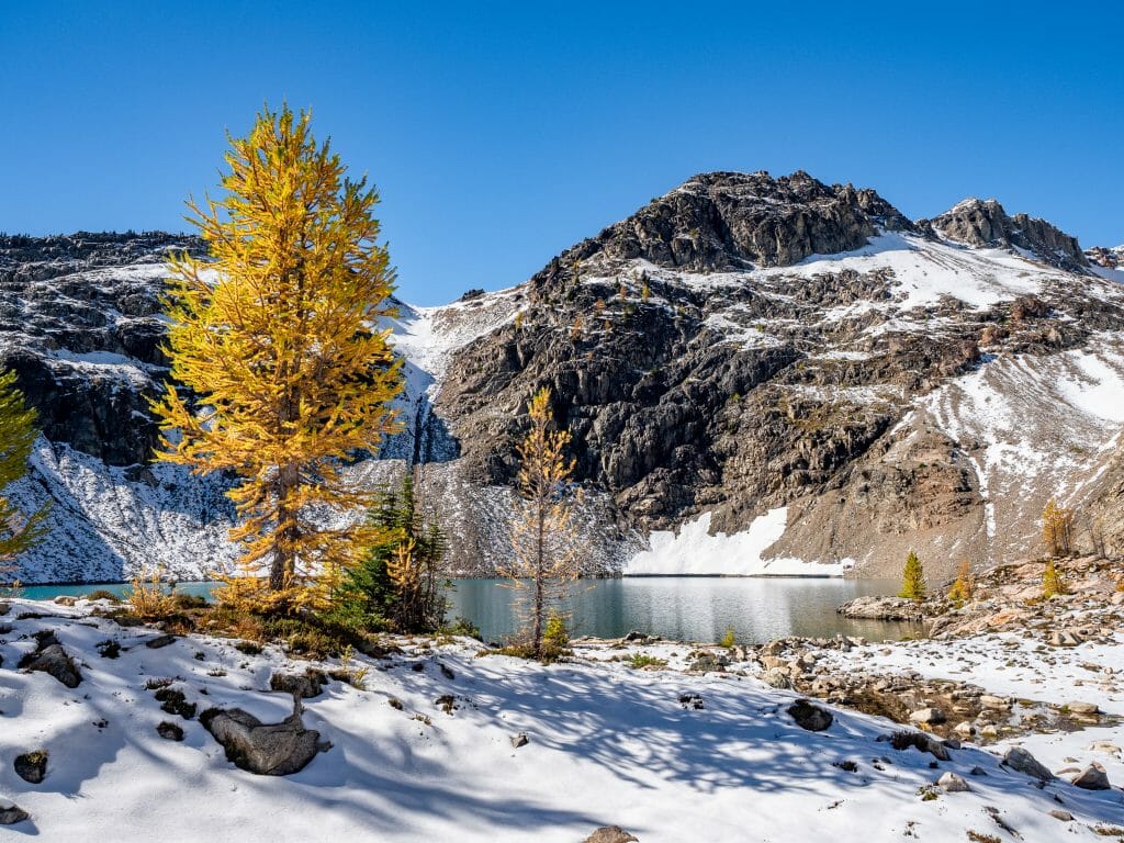 Maple Pass Loop Wing Lake Black Peak hiking