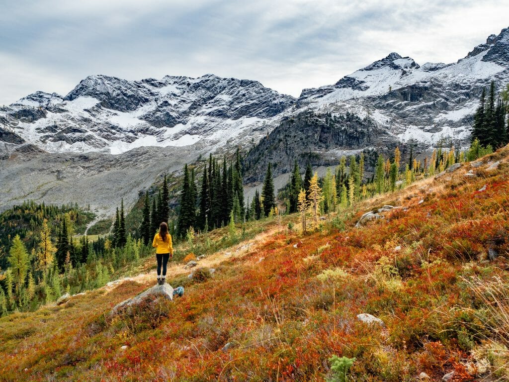 Maple Pass Loop hike washington autumn