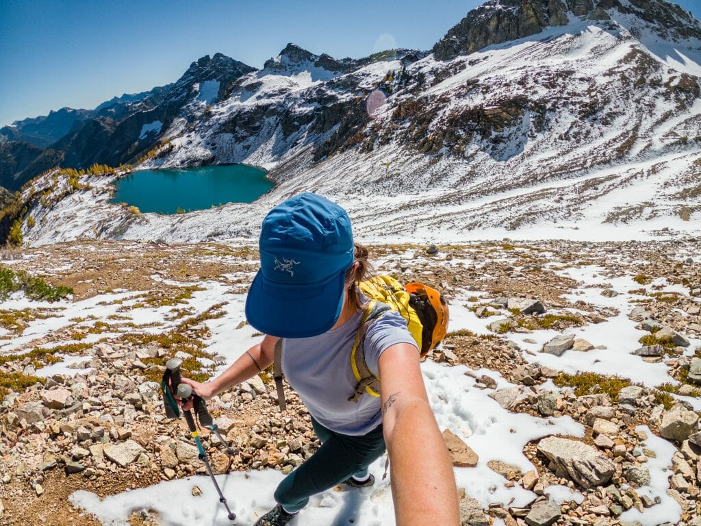 Maple Pass Loop Wing Lake Black Peak hiking