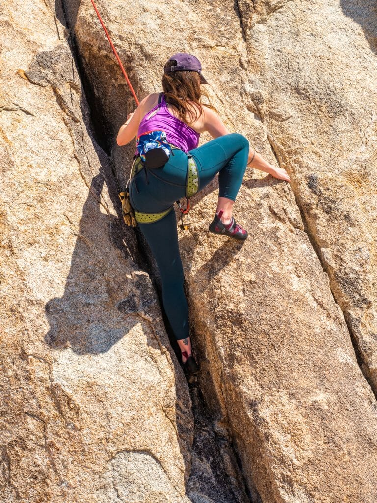 Rock climbing Joshua Tree national park Trashcan Rock