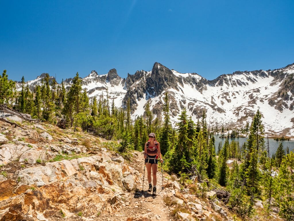 Alice Lake Toxaway Loop best hikes in Sawtooth Mountains Idaho