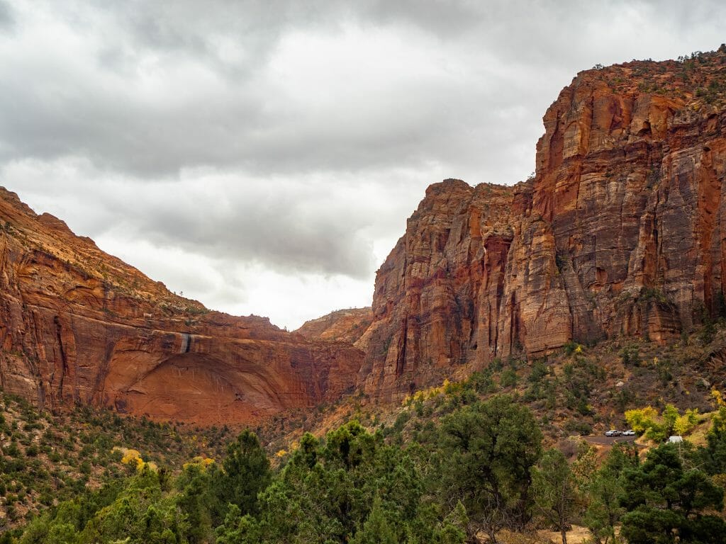 Zion National Park itinerary best hikes Mt Carmel Highway Scenic Drive
