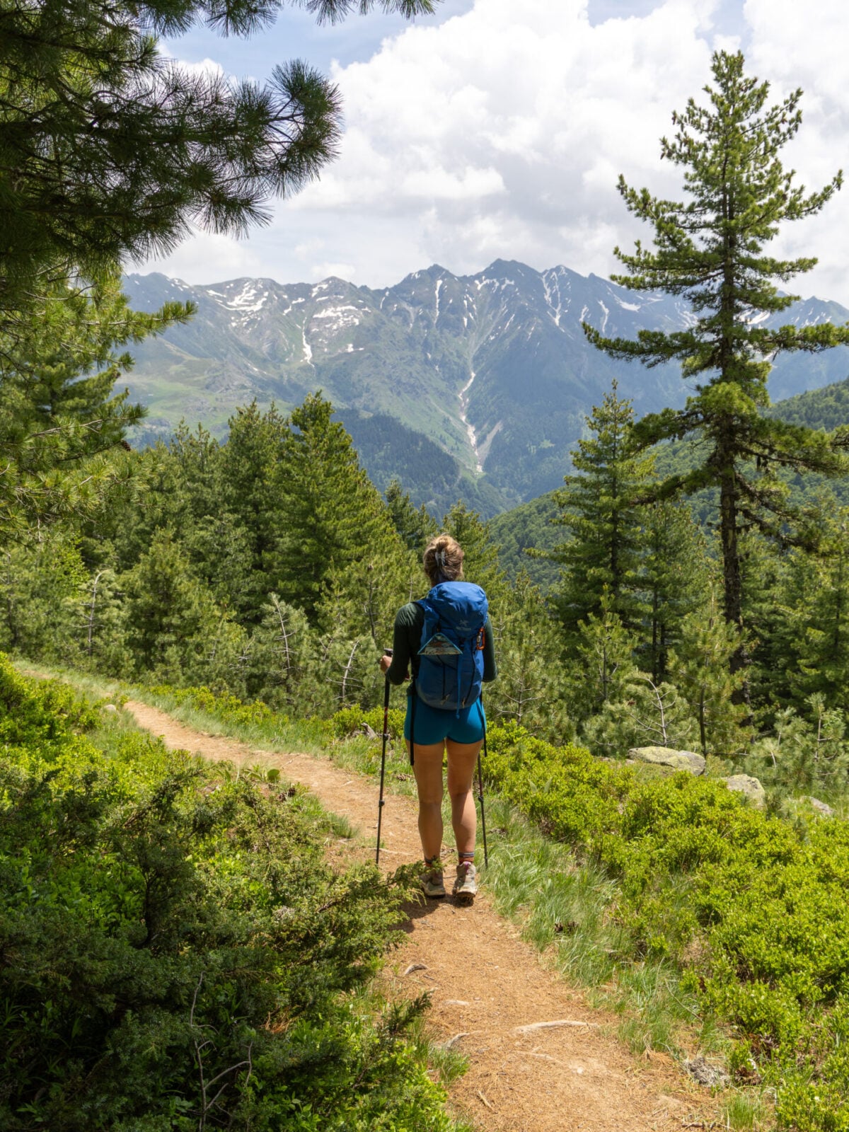 Hiking NE from Aljuci Pass