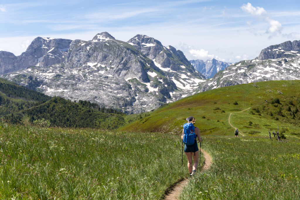 Traversing between Bajrak and Bora Peaks