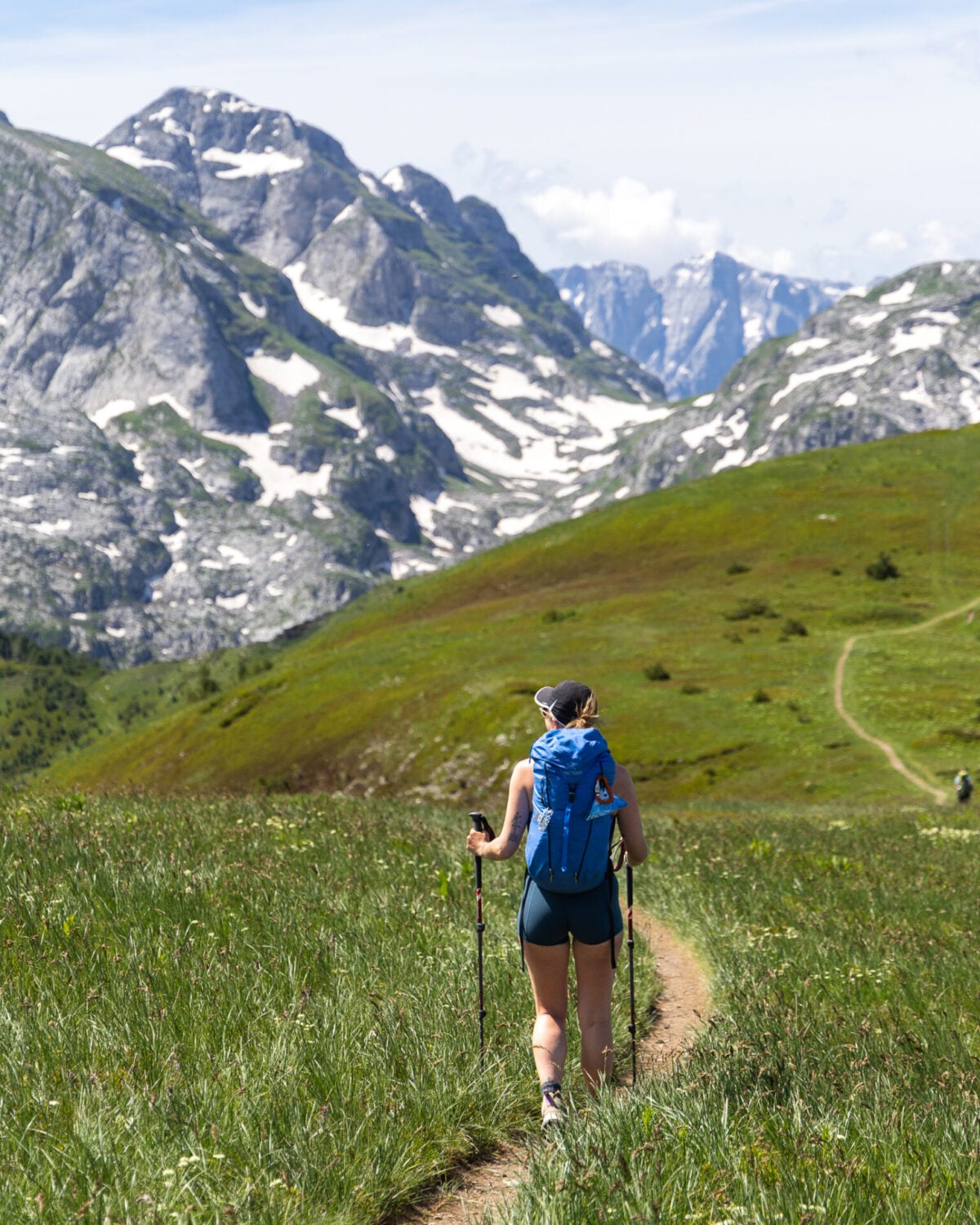 Traversing between Bajrak and Bora Peaks