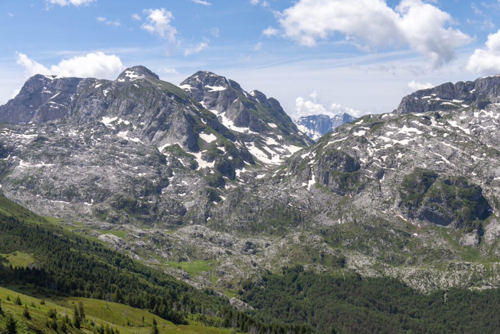 Prosllopit Pass hike
