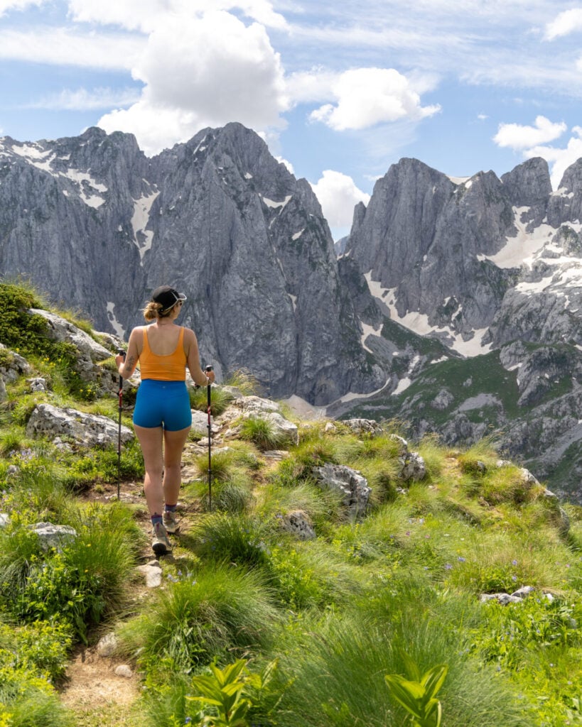 Karanfili Mountains