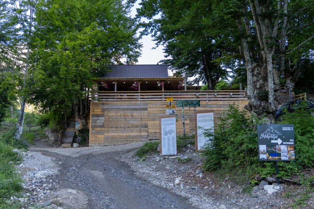 Hiking from Theth to Valbona