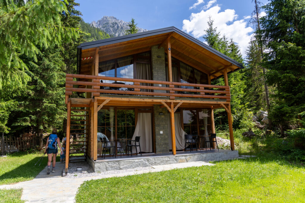 Bujtina Arturi in Valbona
