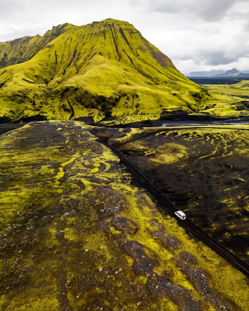 Driving towards Bláfjallafoss on F232