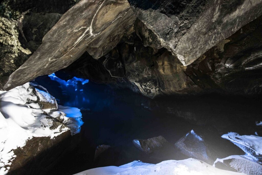 Grjótagjá Lava Cave