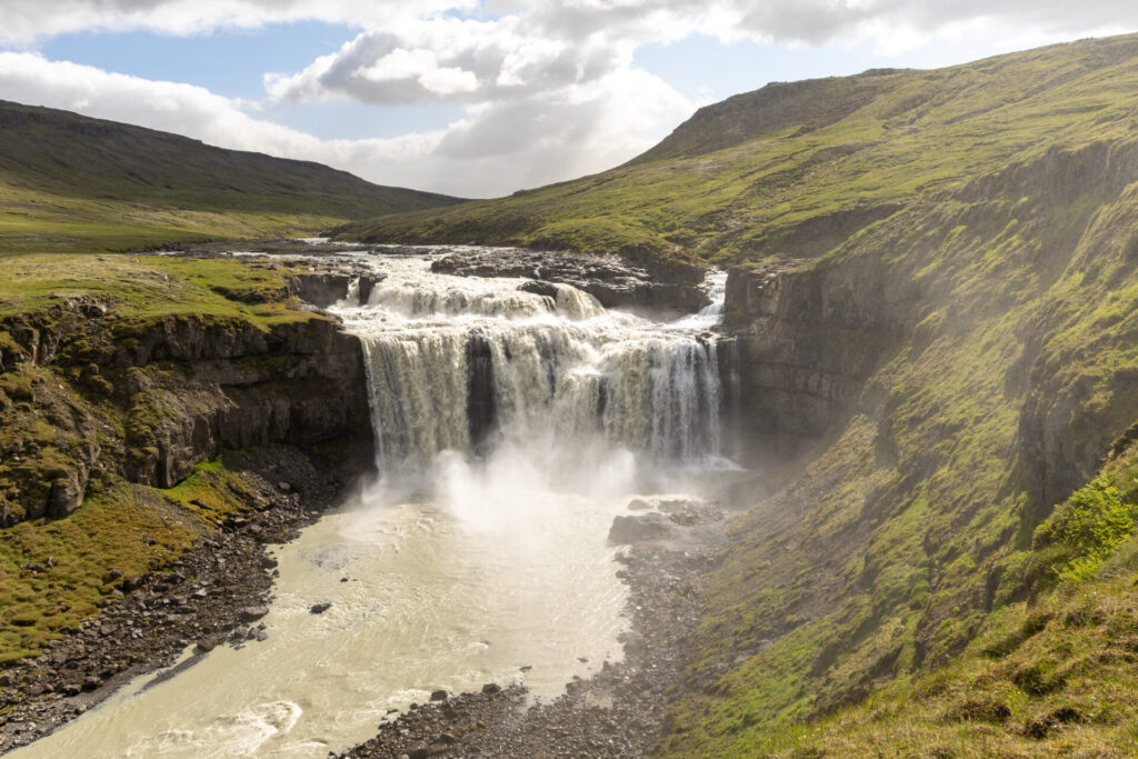 5 waterfalls on the Waterfall Circle hike