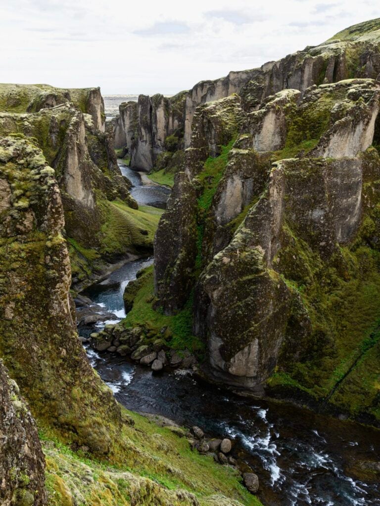 Fjaðrárgljúfur Canyon on F206